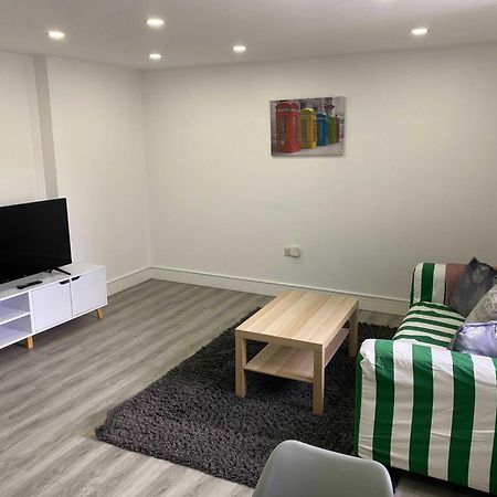 Adbolton House Apartments - Sleek, Stylish, Brand New & Low Carbon Nottingham Oda fotoğraf